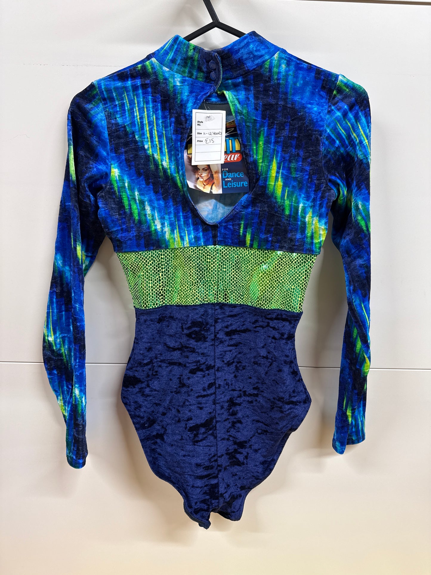 Dance gymnastics velour leotard age 11-13 Ref 01