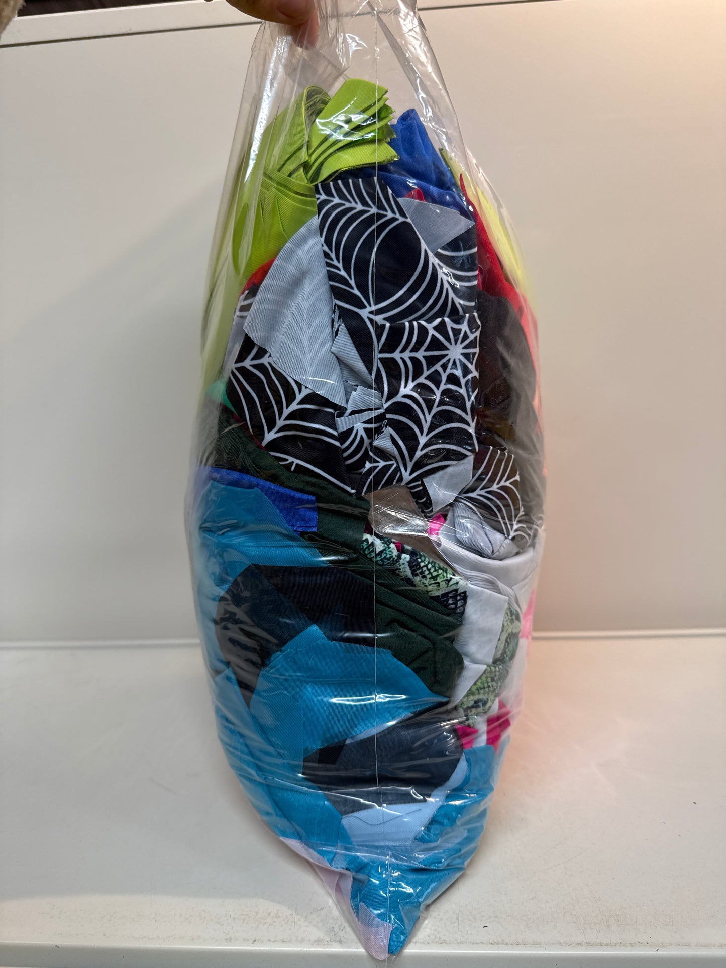 Mixed bag of material fabric off cuts Ref 04 Material